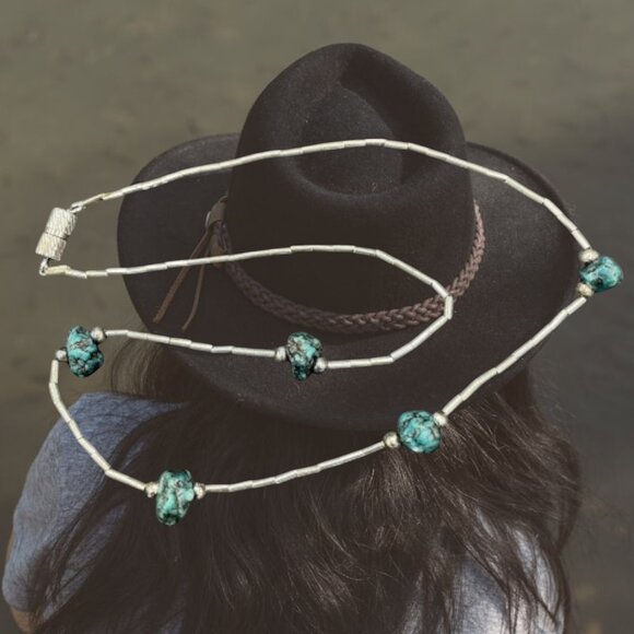 Hand Crafted Jewelry - Vintage Turquoise Nugget & Liquid Silver Choker Necklace 16in Southwestern